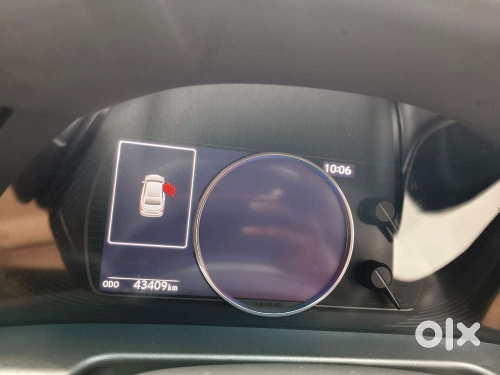 Lexus Es 300h Luxury, 2023
