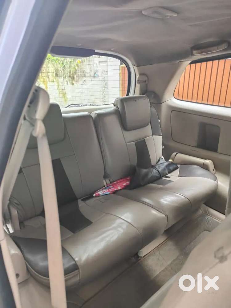 Toyota Innova 2006 Diesel Well Maintained Valid 2030