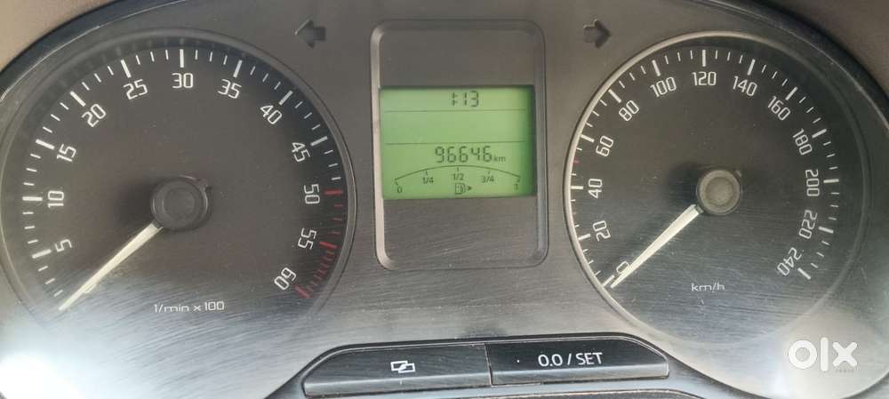 Skoda Rapid 1.5 Tdi Cr Elegance Plus, 2011, Diesel