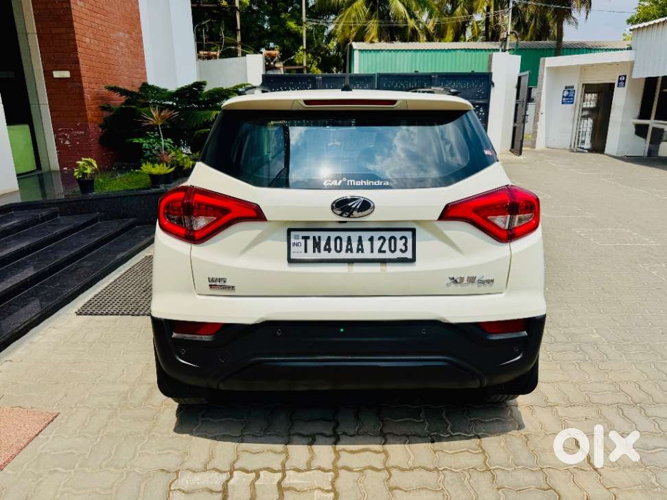 Mahindra Xuv300 1.2 W8 Amt Petrol, 2021, Petrol