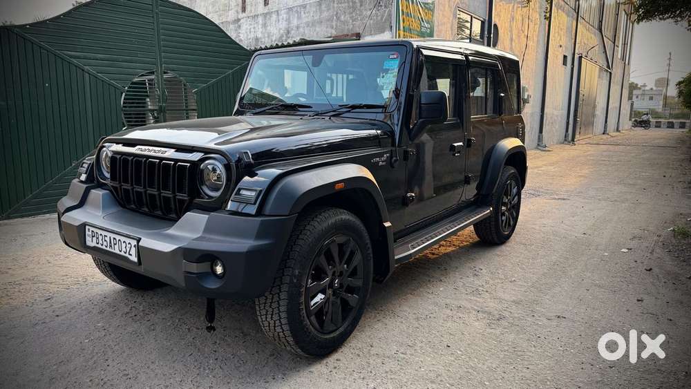 Mahindra Thar Roxx, 2025, Petrol