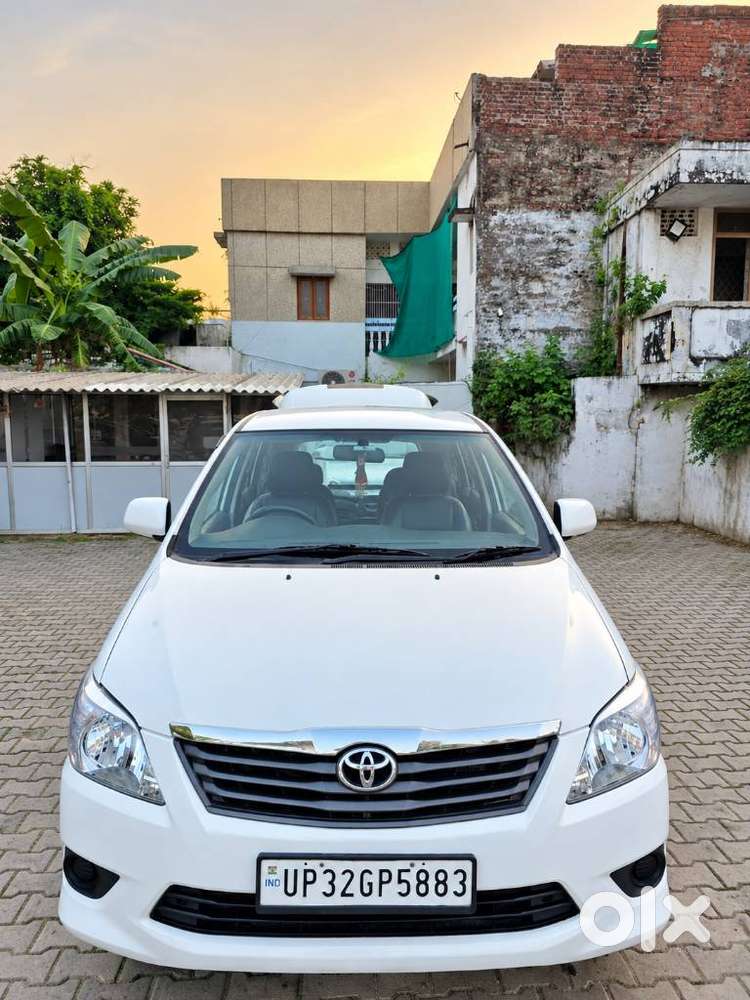 Toyota Innova 2.5 G (diesel) 7 Seater Bs Iv, 2015, Diesel