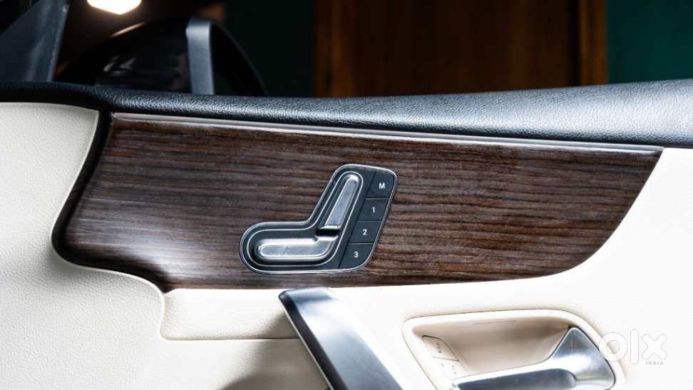 Mercedes-benz A-class Limousine 200, 2023, Petrol