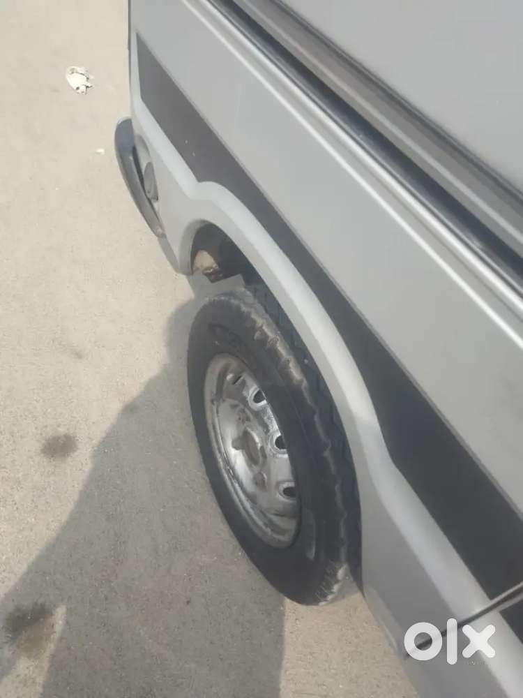 Maruti Suzuki Omni 2010