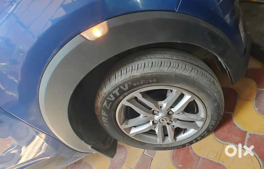 Less Driven Perfect Condition 7 Seater Car For Immediate Sale