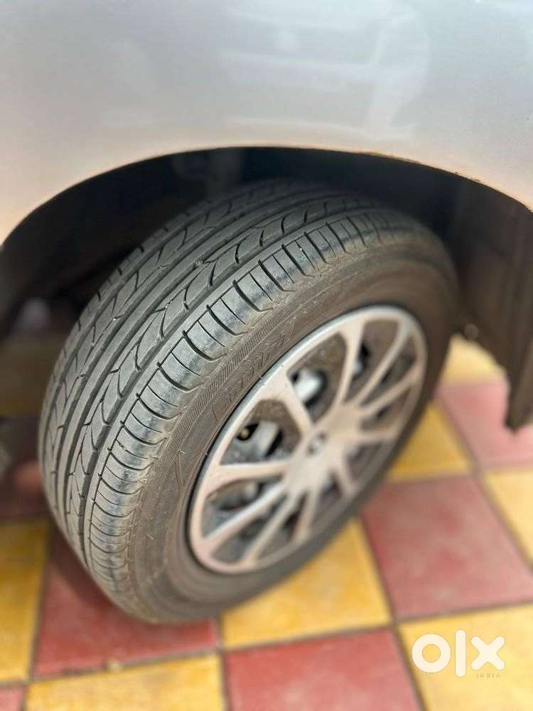 Mahindra Kuv 100, 2016, Petrol