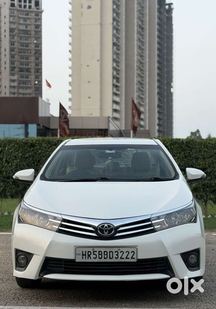 Toyota Corolla Altis G At, 2015, Petrol