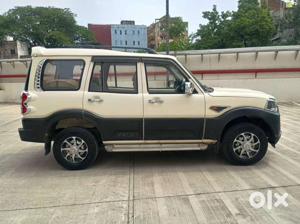 Mahindra Scorpio, 2015, Diesel