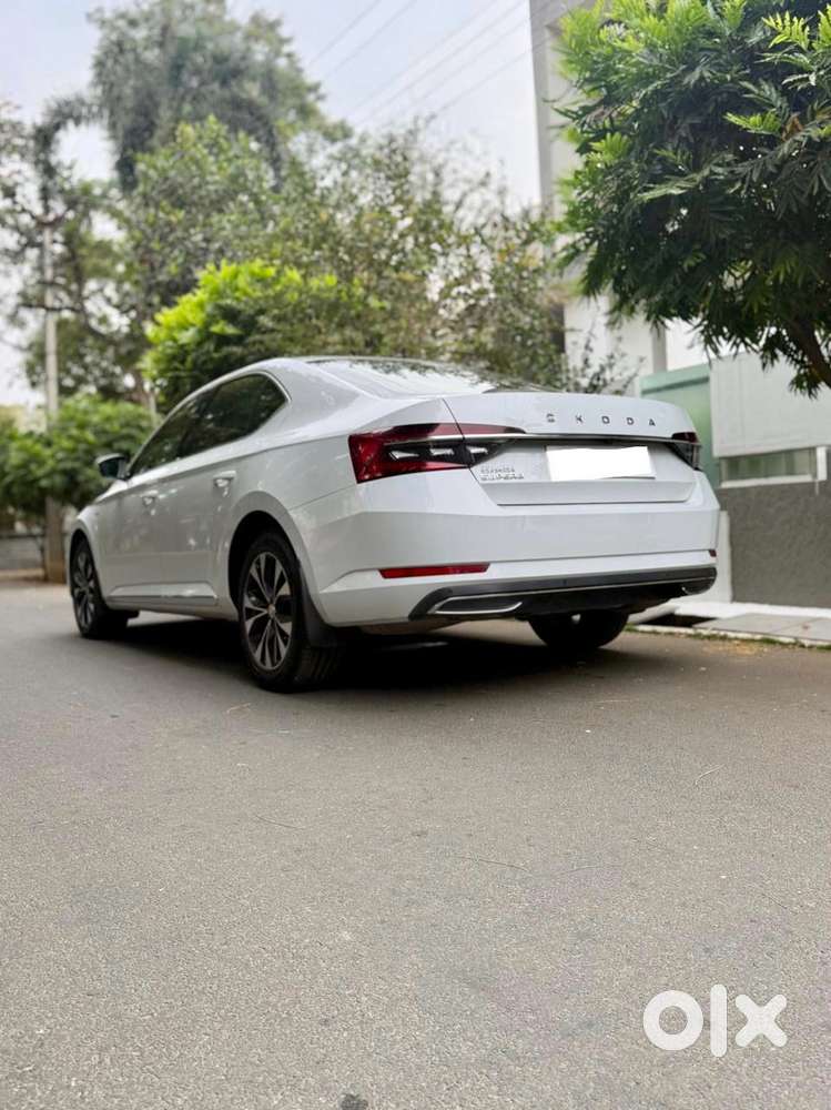 Skoda Superb 2.0 Sportline Tsi At, 2022, Petrol