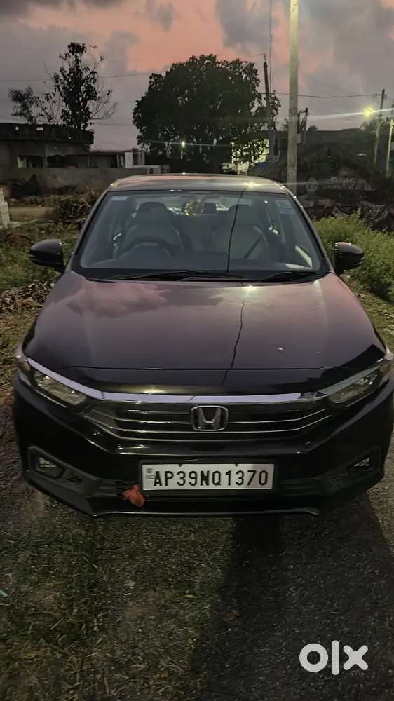 Honda Amaze 2nd Gen 2022 Petrol 52000 Km Driven
