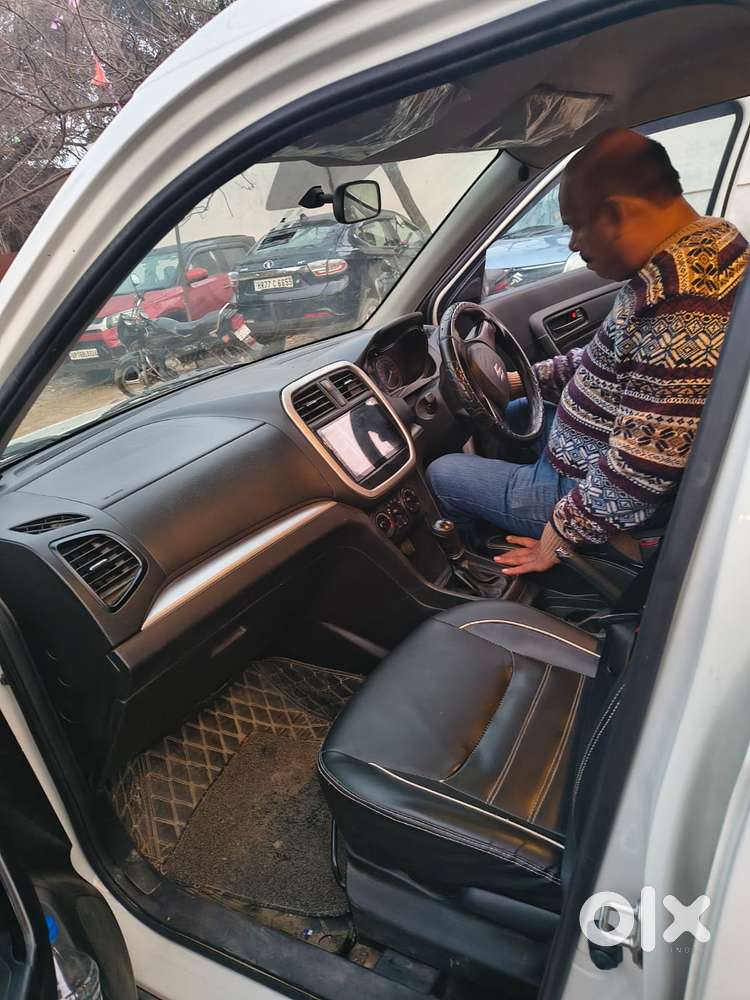 Maruti Suzuki Brezza 1.5 Vxi Smart Hybrid, 2020, Petrol