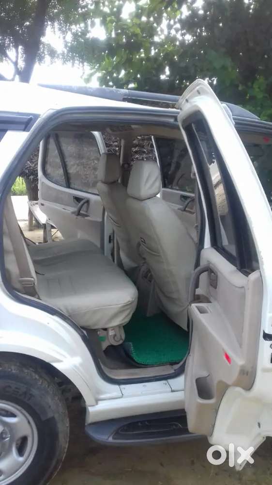 Tata Safari Dicor 2.2 Vx 2012