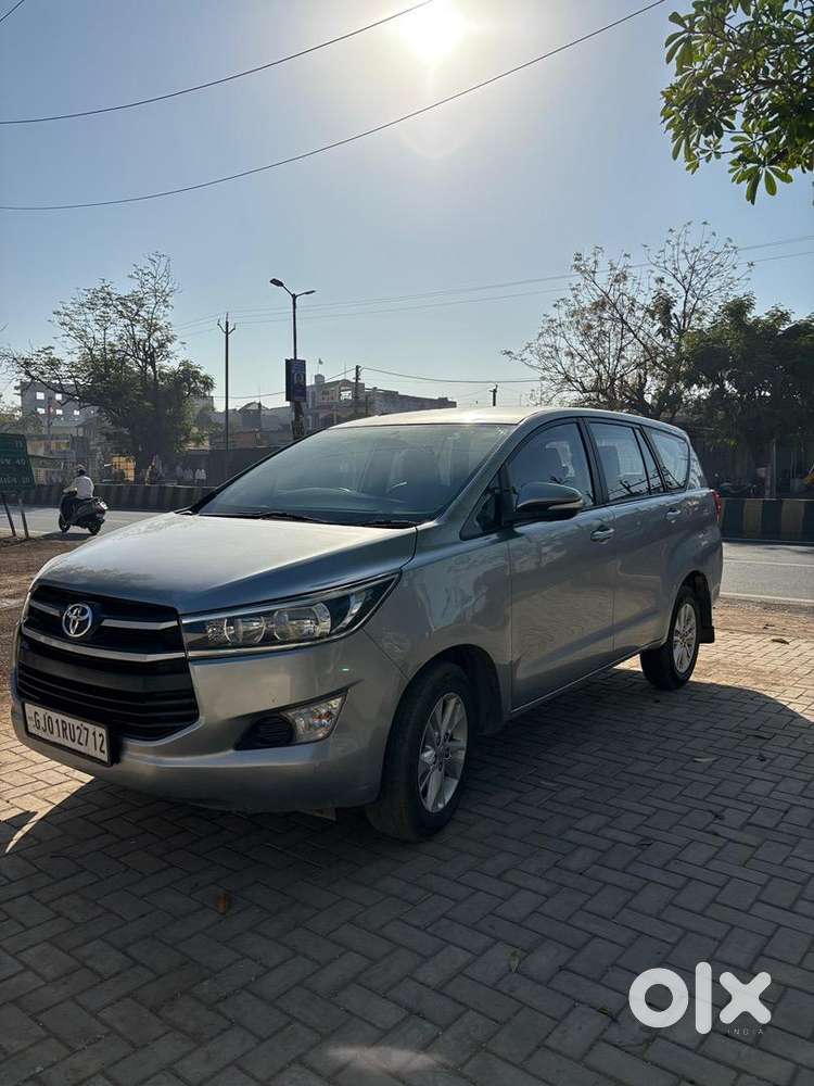 Toyota Innova Crysta 2016 Diesel Well Maintained