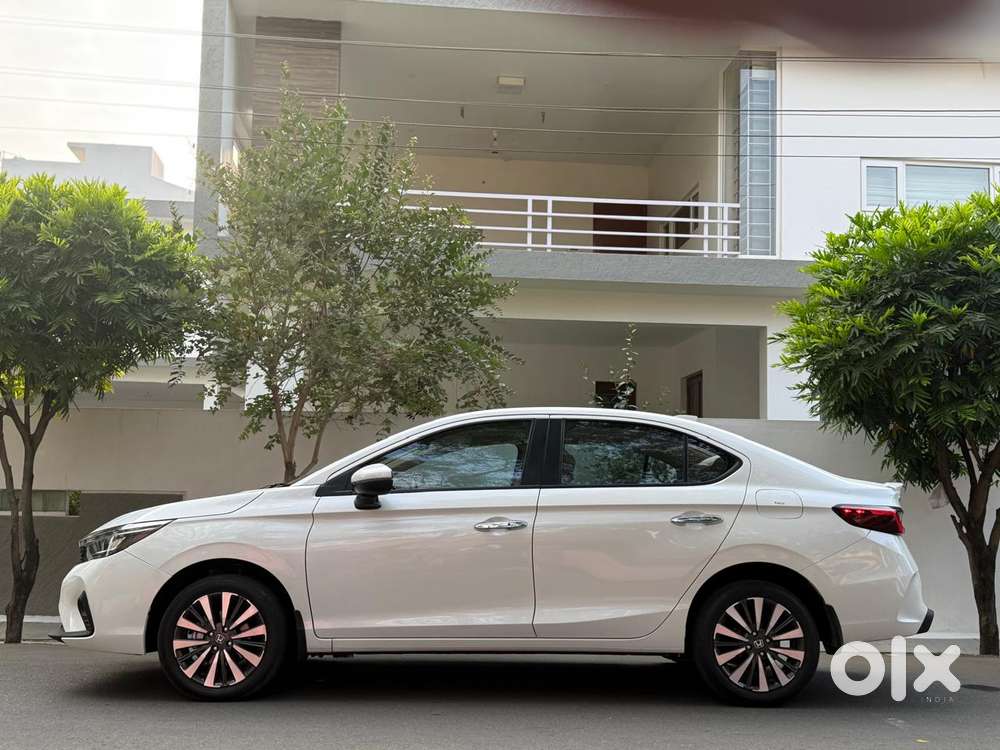 Honda City Zx Petrol Mt, 2023, Petrol