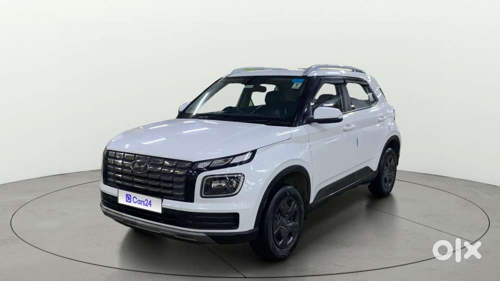 Hyundai Venue 1.2 S (o), 2023, Petrol