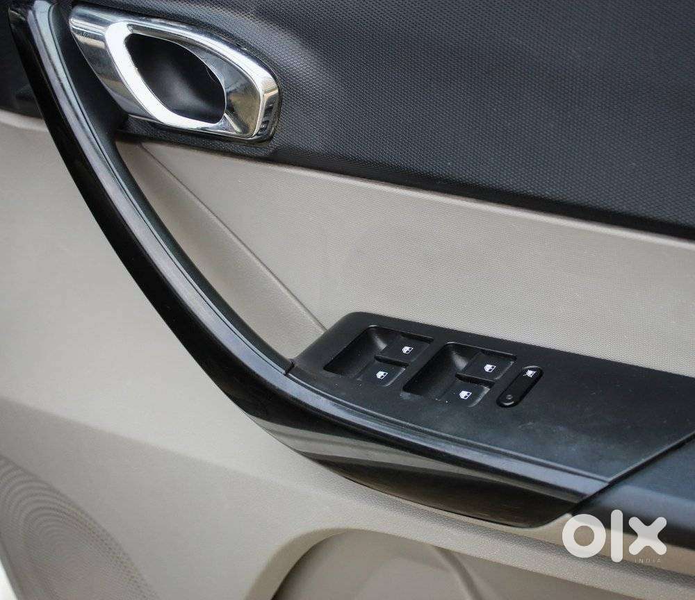 Tata Tiago Xza Plus, 2017, Petrol