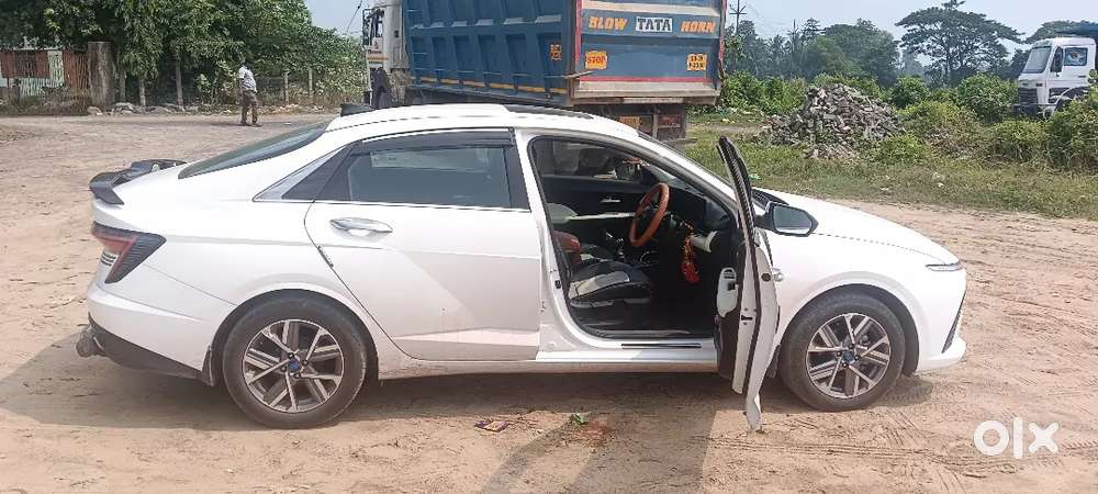 Hyundai Verna Sx Petrol 2025