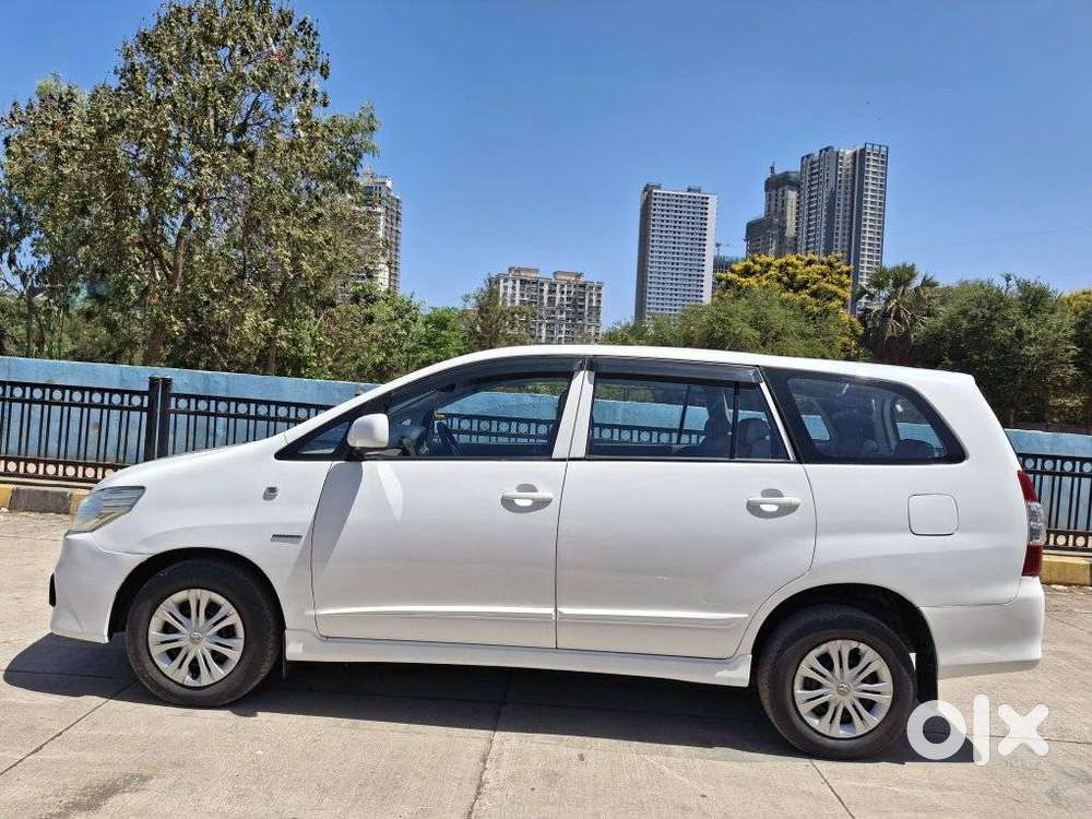 Toyota Innova 2.5 G (diesel) 8 Seater, 2015, Diesel