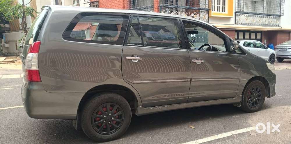 Toyota Innova 2.5 V 7 Str, 2012, Diesel