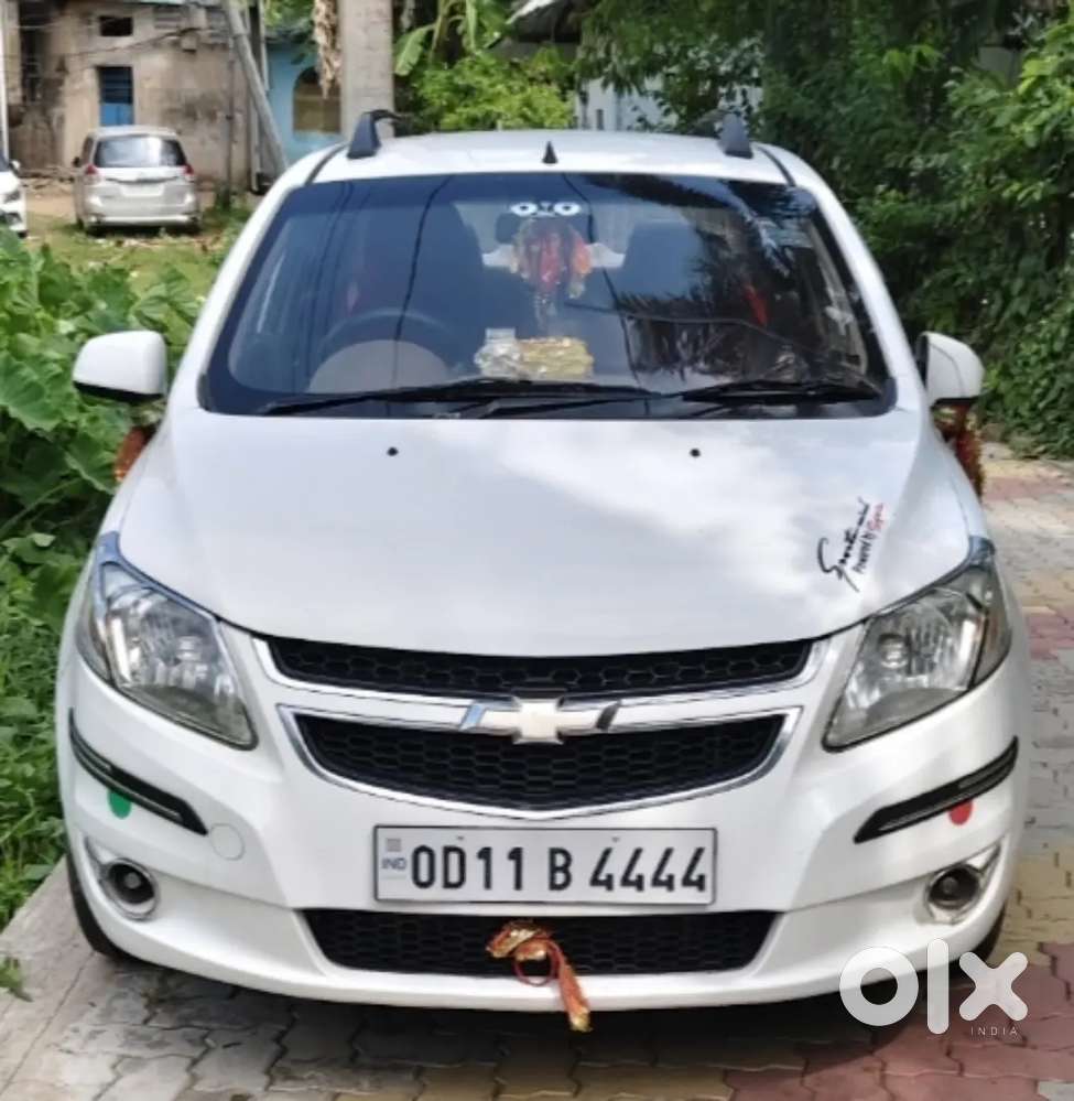 Tip Top Condition Car Sail