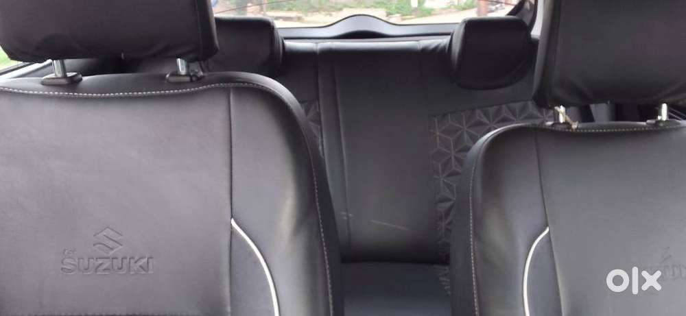 Maruti Suzuki Swift Vxi + Manual, 2023, Petrol