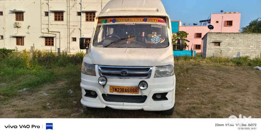 Force Motors Trax Cruiser 2012 Diesel 100000 Km Driven