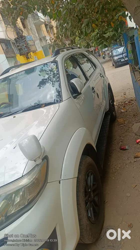 Toyota Fortuner 2016 Diesel 221000 Km Driven