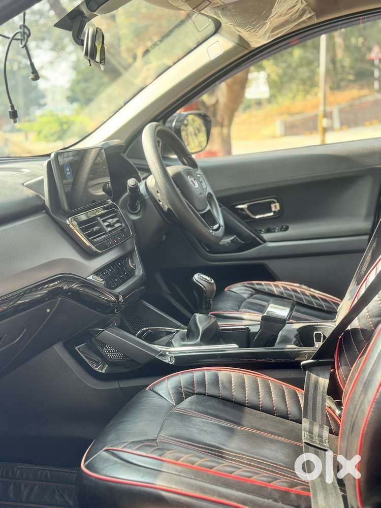Tata Safari 2.0 Kryotec Xt Plus Dark Edition, 2023, Diesel