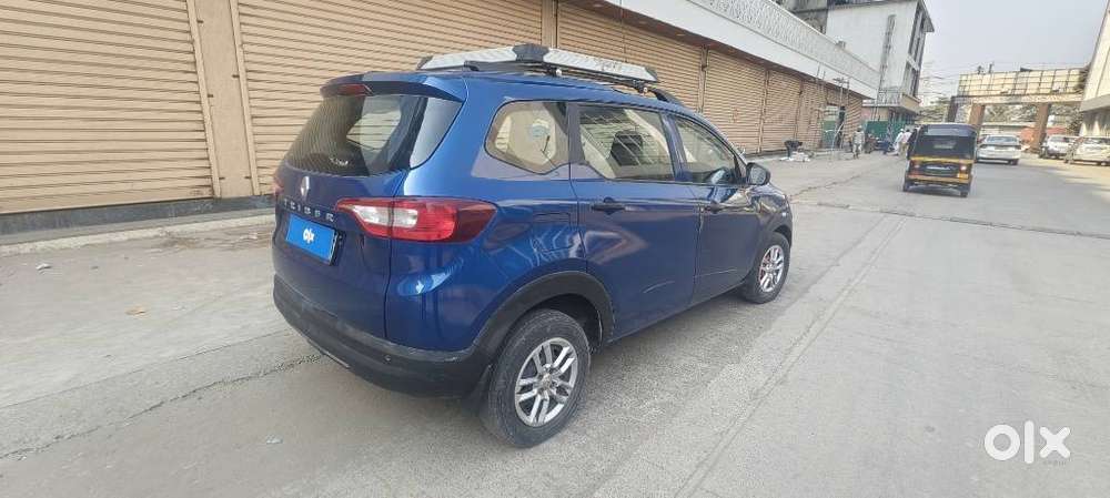 Renault Triber Rxl, 2022, Petrol