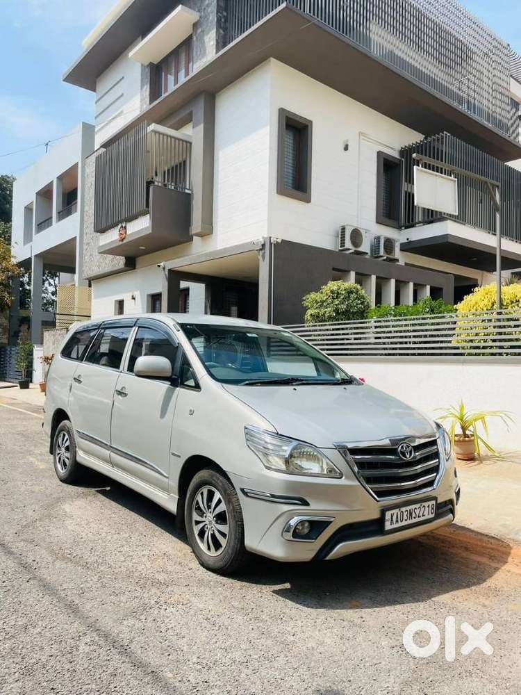 Toyota Innova 2.5 Gx 7 Seater Bs Iv, 2014, Diesel