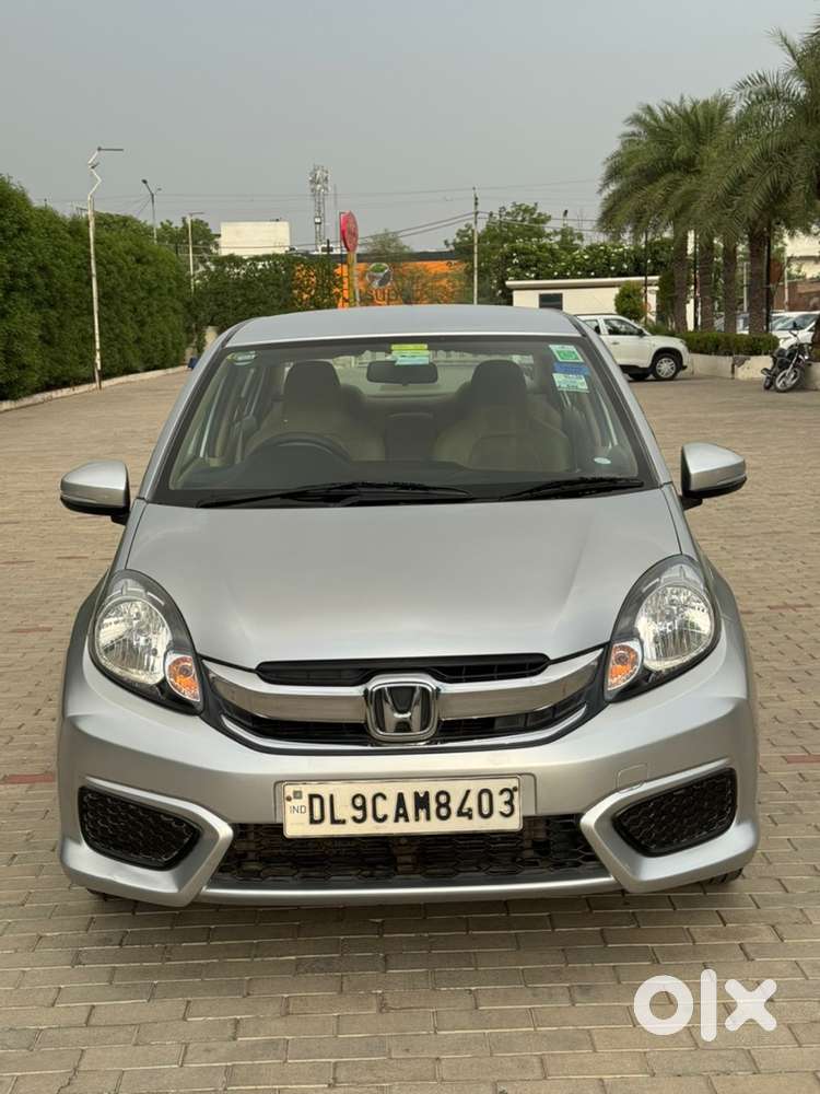 Honda Amaze 2017 Petrol 52000 Km Driven