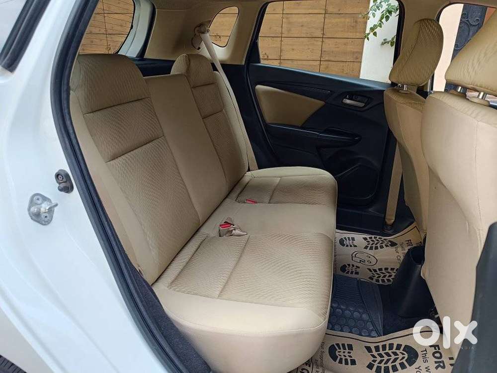 Honda Jazz 1.2 SV i-VTEC AT, 2015, Petrol