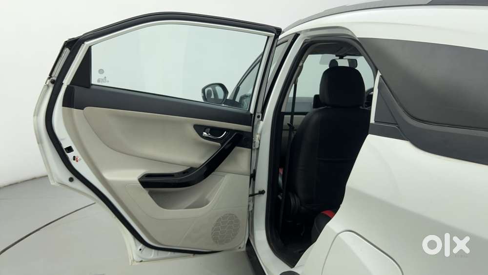 Tata Nexon 1.2 Revotron Xz Plus, 2022, Petrol