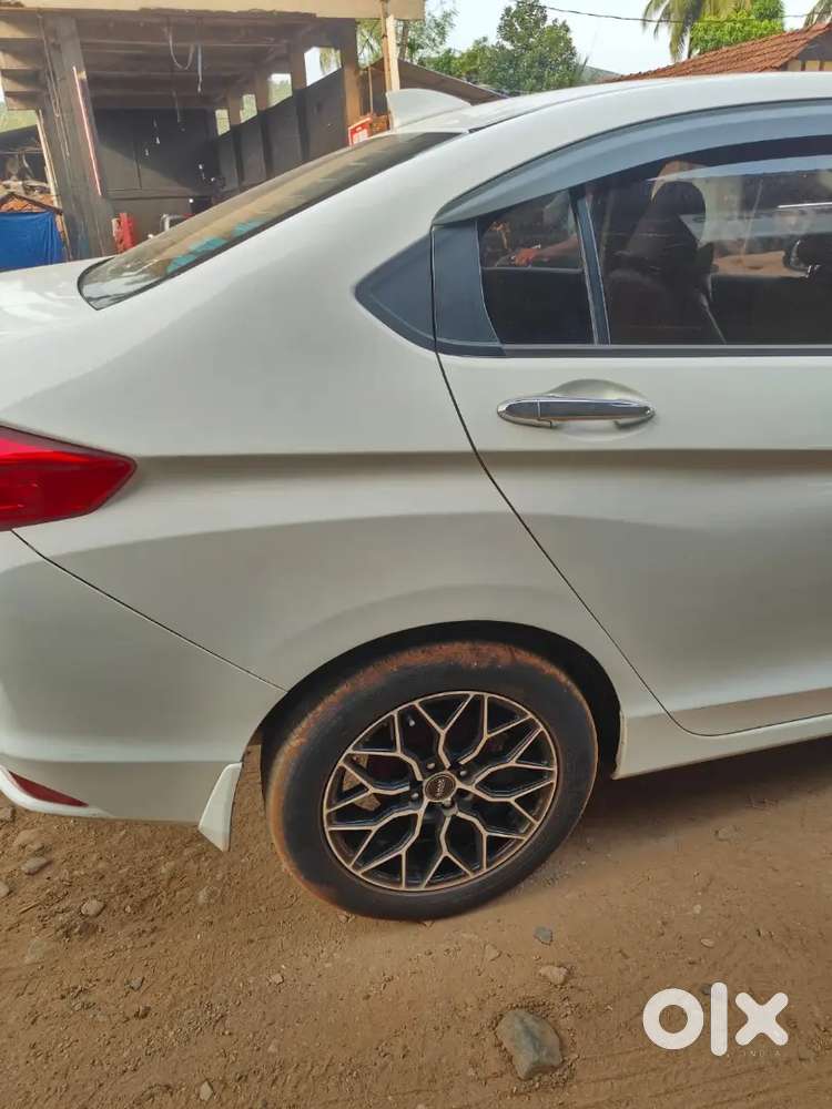 Company Service, 1.5 Lakha Extra Fittings, Original Kerala,100%  Ok...