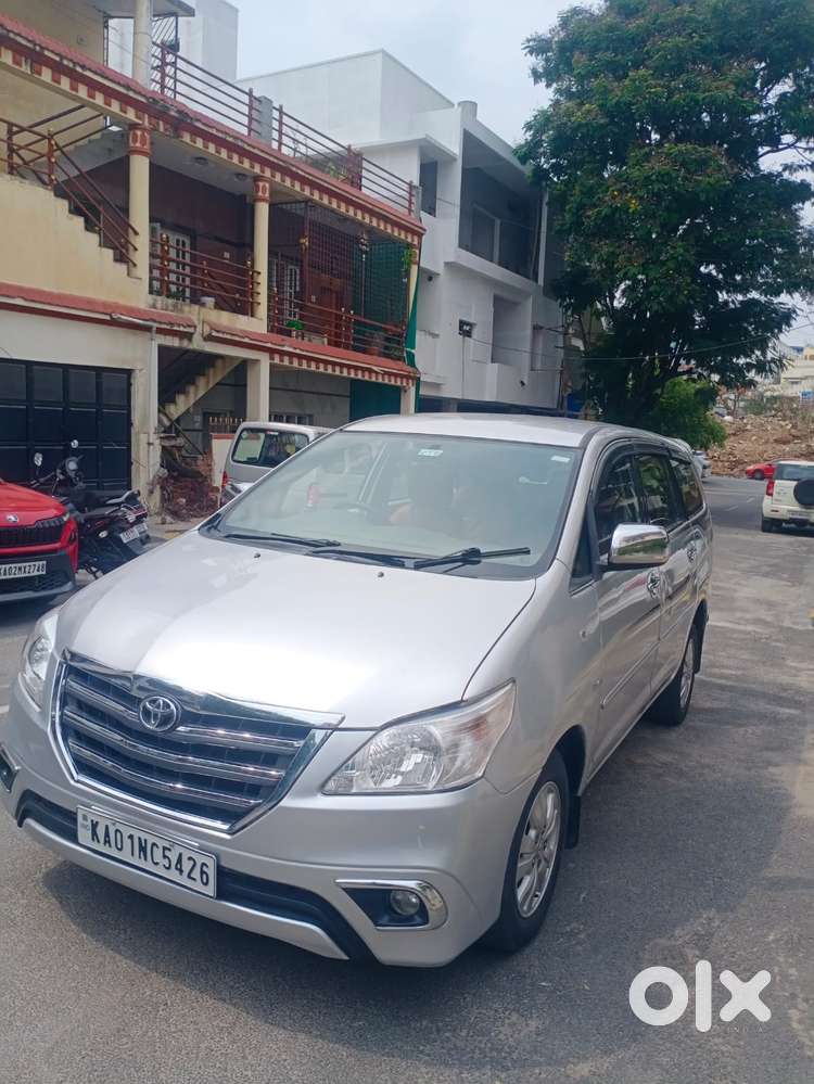 Toyota Innova 2.5 Vx 8 Seater Bs Iv, 2009
