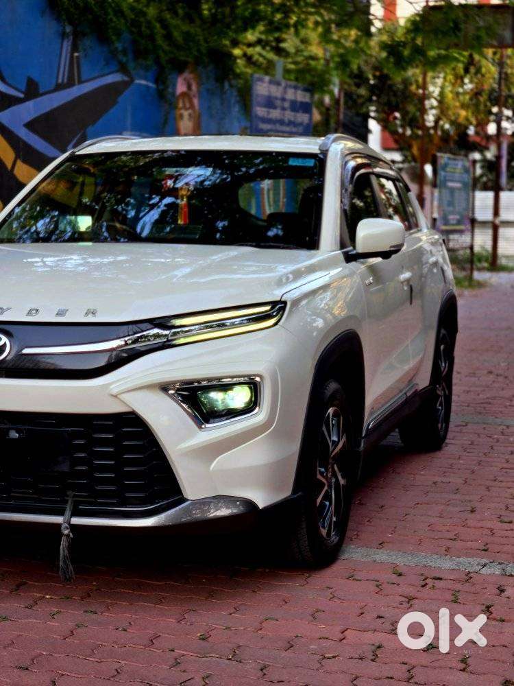 Toyota Urban Cruiser Hyryder 1.5 V Hybrid, 2024, Petrol