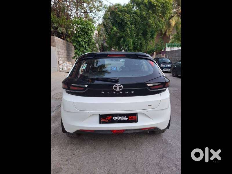 Tata Altroz Xza Plus (o) (s), 2023, Petrol