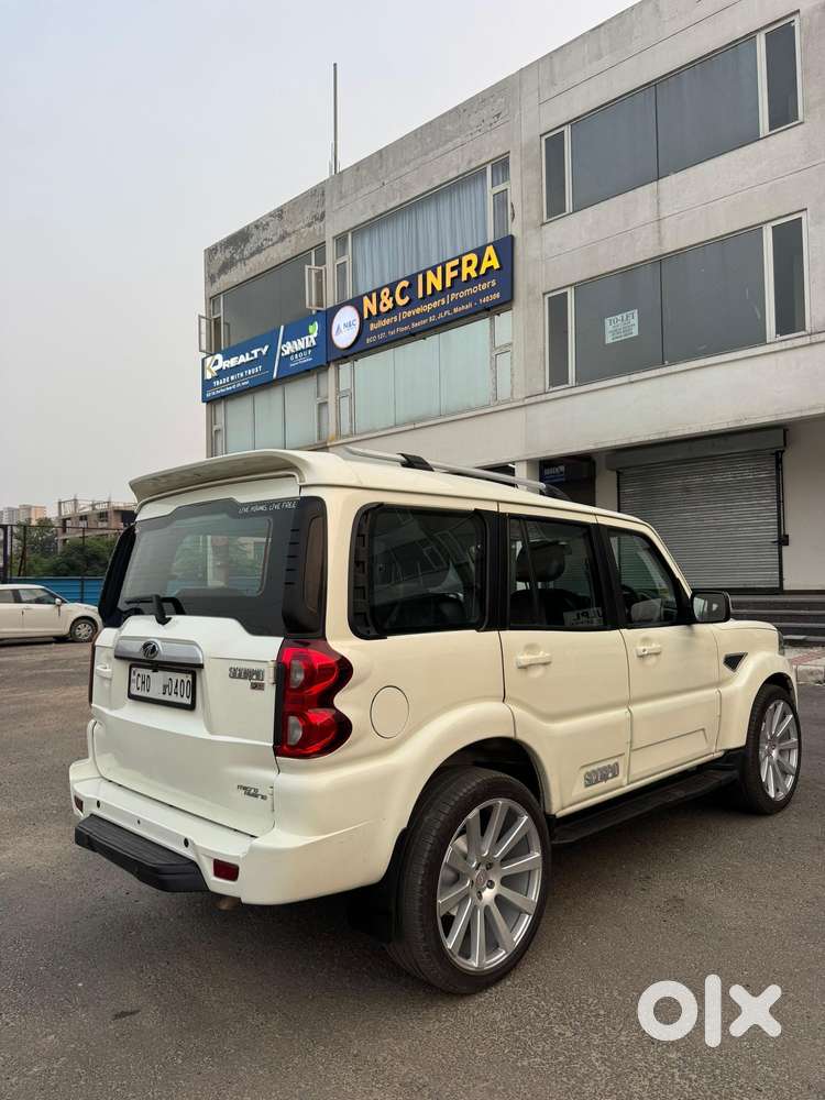 Mahindra Scorpio Classic, 2020, Diesel