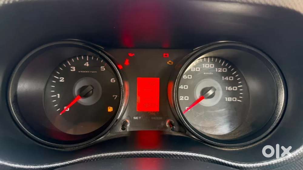 Mahindra Tuv 300 T6 Plus, 2019, Diesel