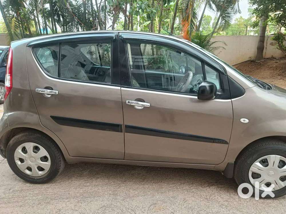 Maruti Suzuki Ritz Vxi, 2011, Petrol