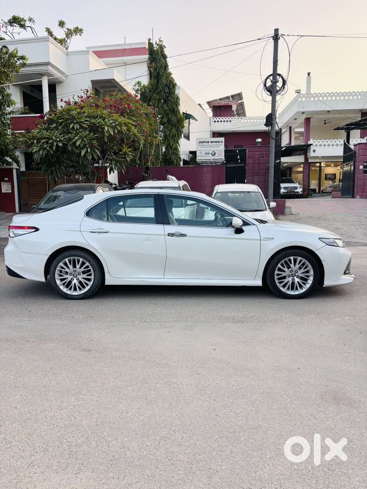 Toyota Camry 2.5 Hybrid, 2020, Petrol