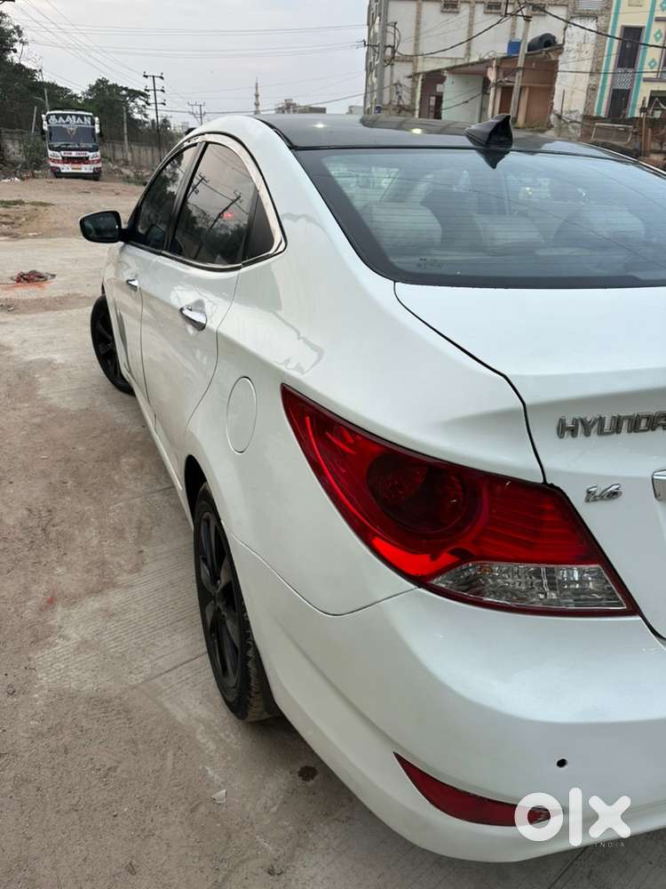 Hyundai Fluidic Verna 2013