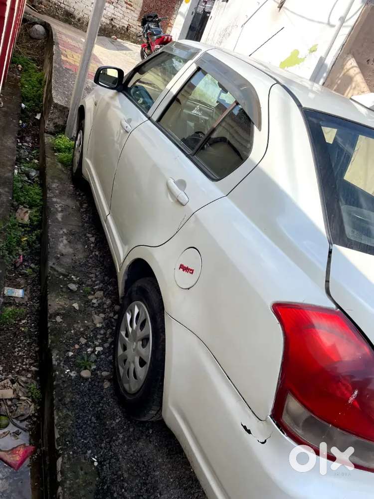 Maruti Suzuki Dzire 2011 Petrol 90000 Km Driven