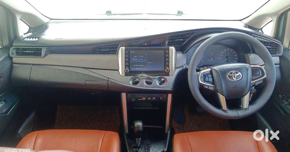 Toyota Innova Crysta 2.4 Gx Limited Edition At 7 Str, 2022, Diesel