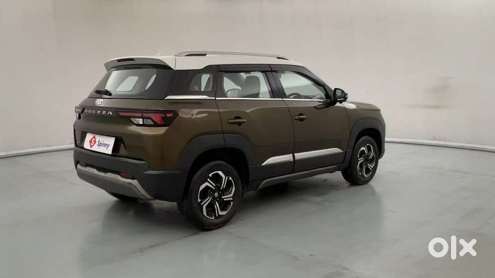 Maruti Suzuki Vitara Brezza 1.5 Zxi Plus Dual Tone, 2022, Petrol
