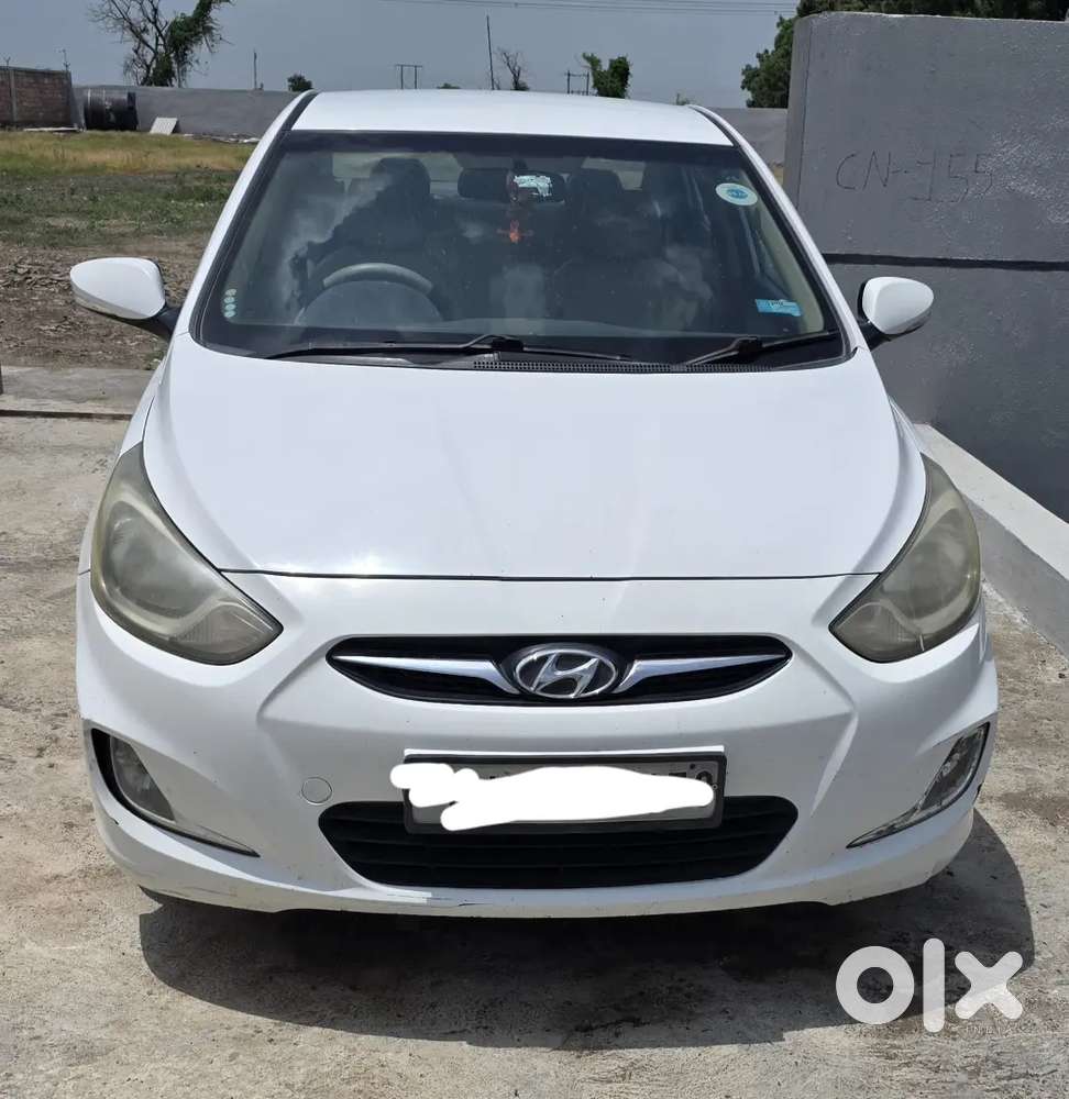 Hyundai Verna Petrol 2014 Model Well Maintained And Run Only Township