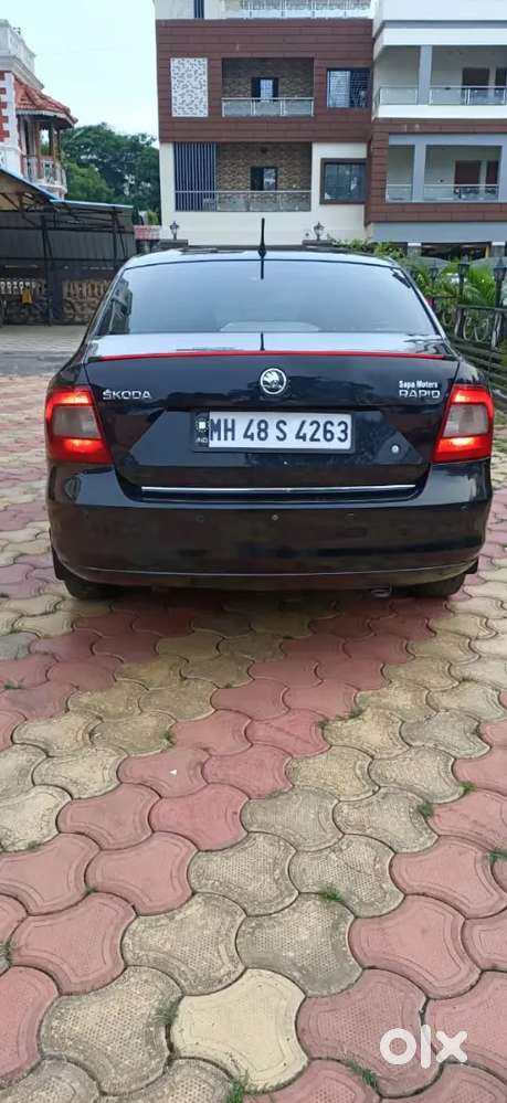 Skoda Rapid 2014 Diesel Well Maintained..all New Tyres Smooth Engine..