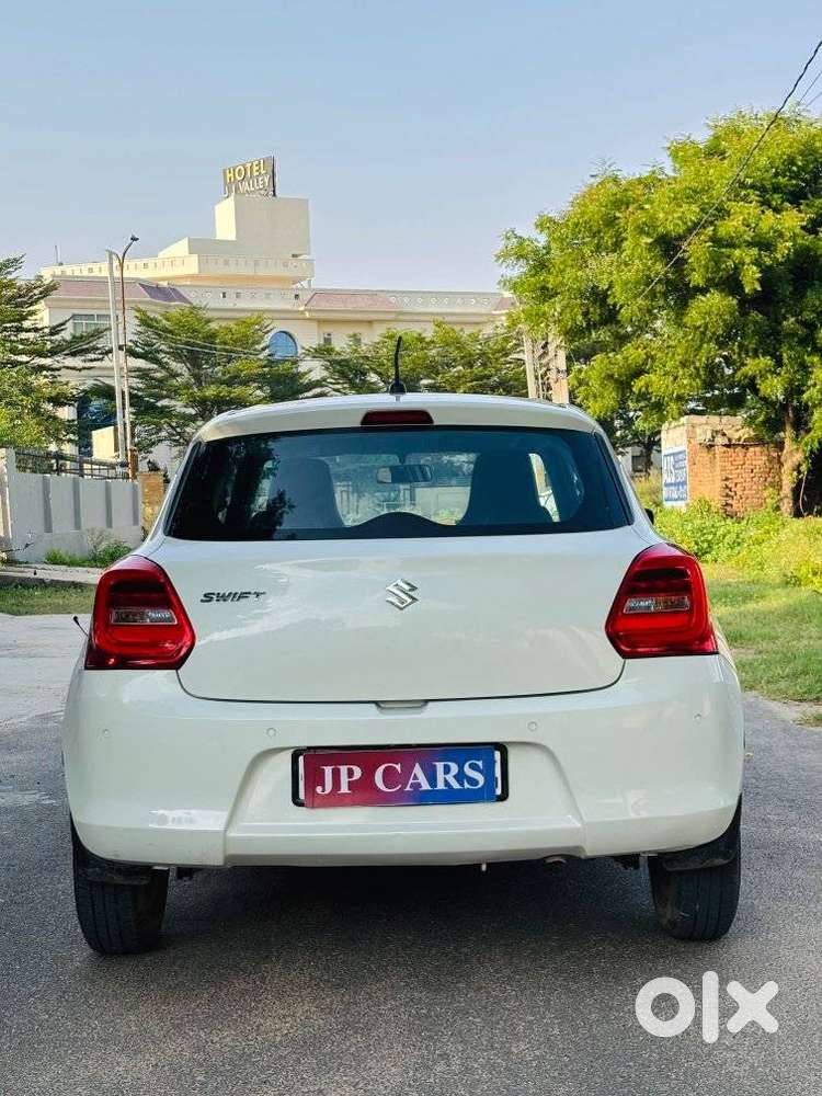 Maruti Suzuki Swift Lxi Optional-o, 2023, Petrol