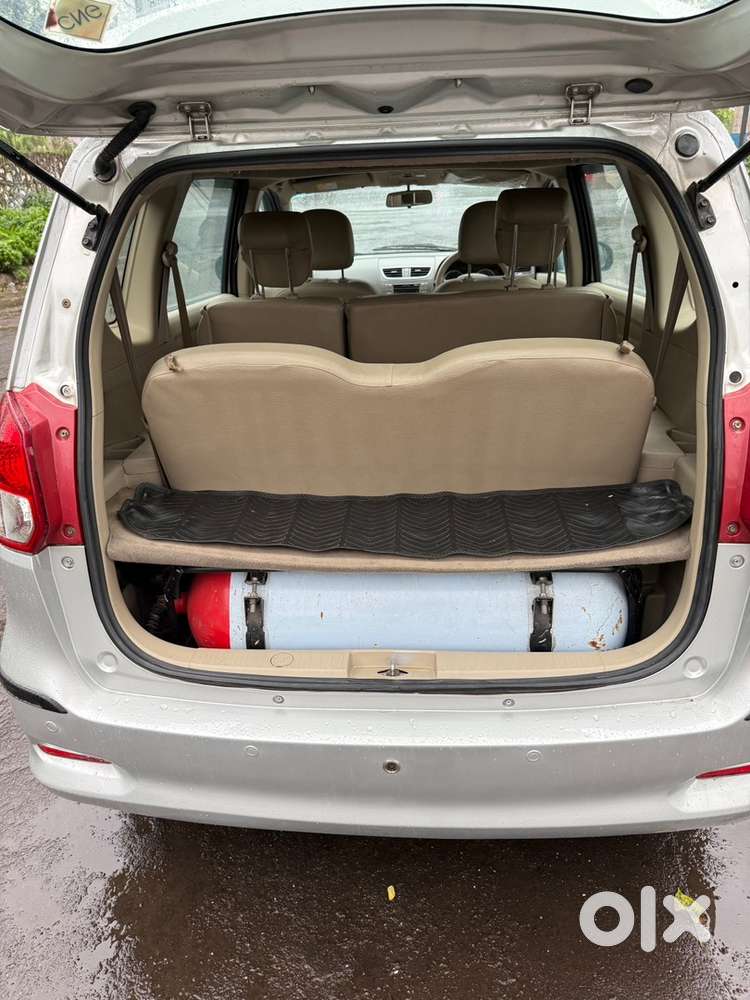 Maruti Ertiga Green Vxi Cng