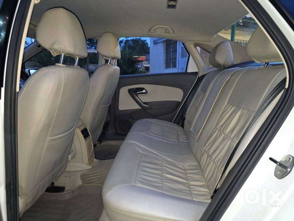 Volkswagen Vento Petrol Highline, 2011, Petrol
